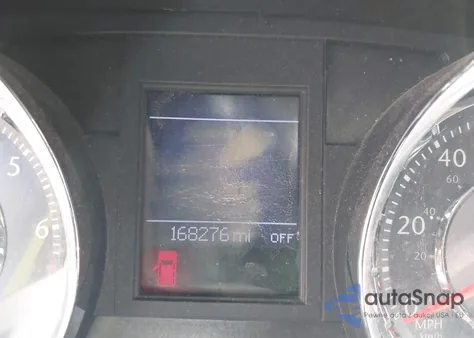 2011 Chrysler Town & Country Touring from USA, damaged, VIN 2A4RR5DG1BR625253